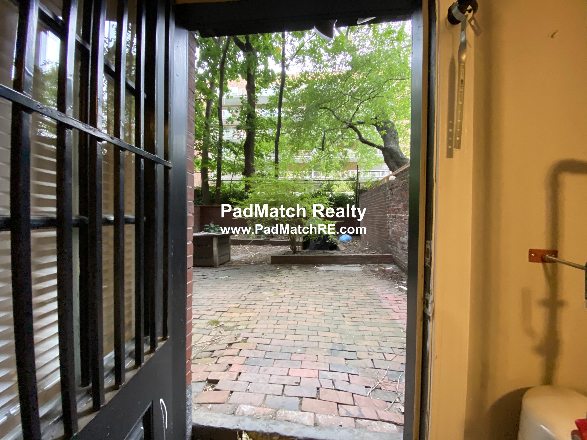 120 Charles St, Beacon Hill