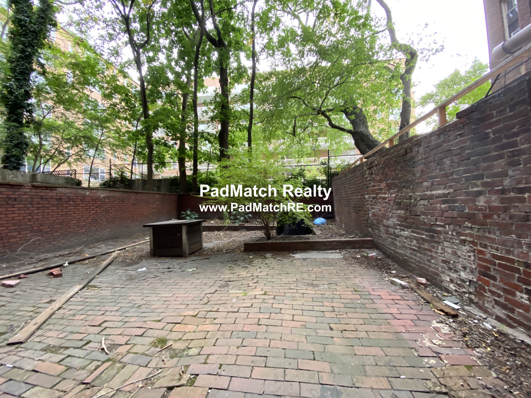 120 Charles St, Beacon Hill