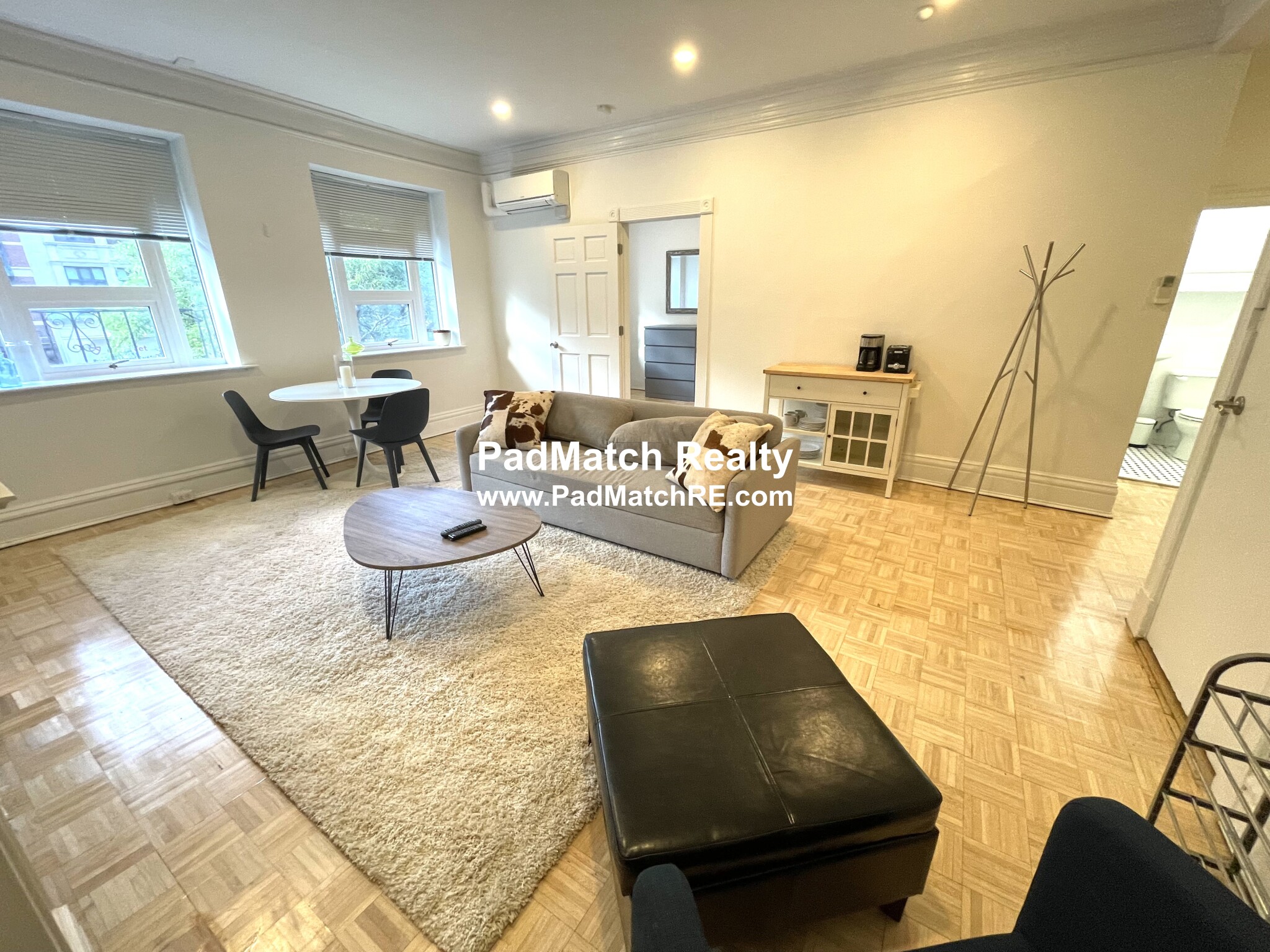 174 Newbury St, Back Bay