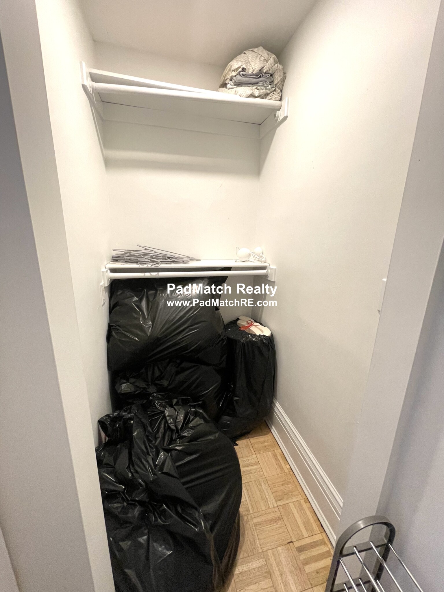 174 Newbury St, Back Bay