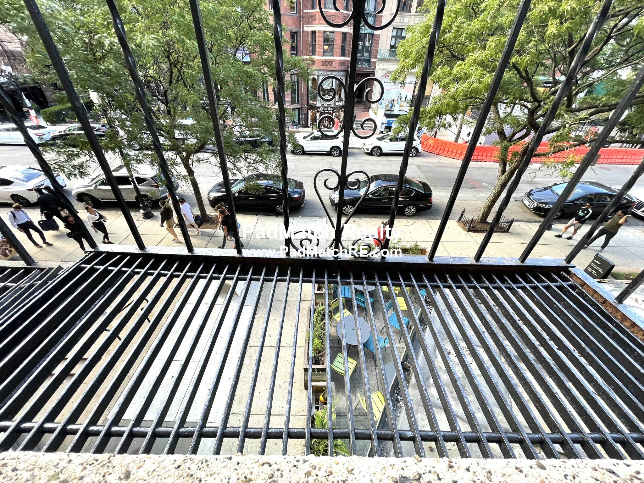 174 Newbury St, Back Bay