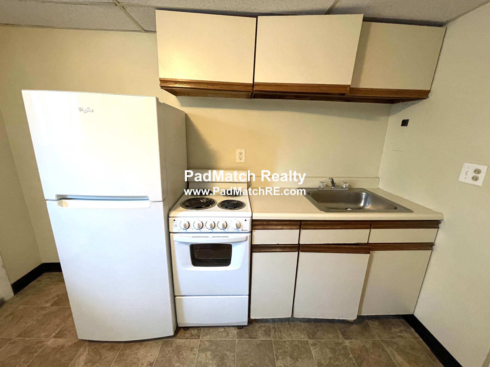 6 Saint Mark St, Jamaica Plain