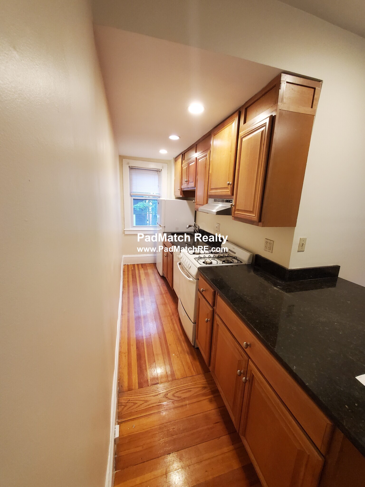 132 /5 Oxford St, Porter Square