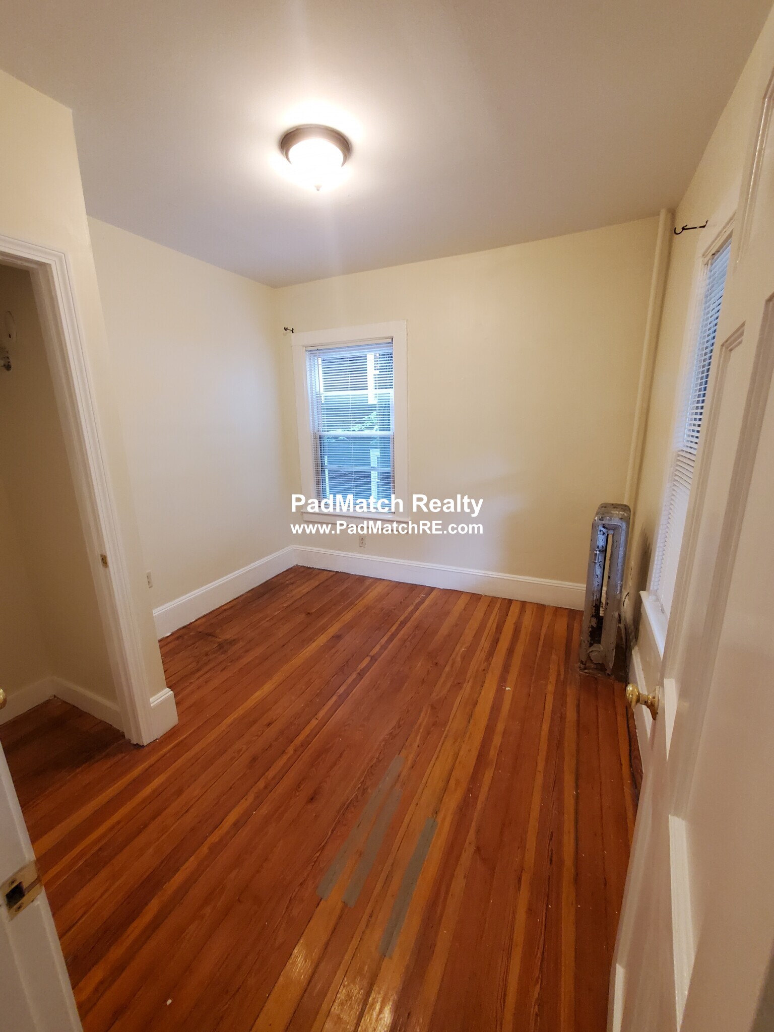 132 /5 Oxford St, Porter Square