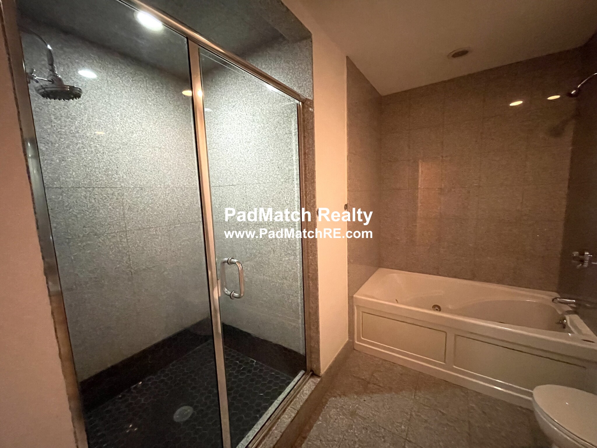 254 Friend St, North End