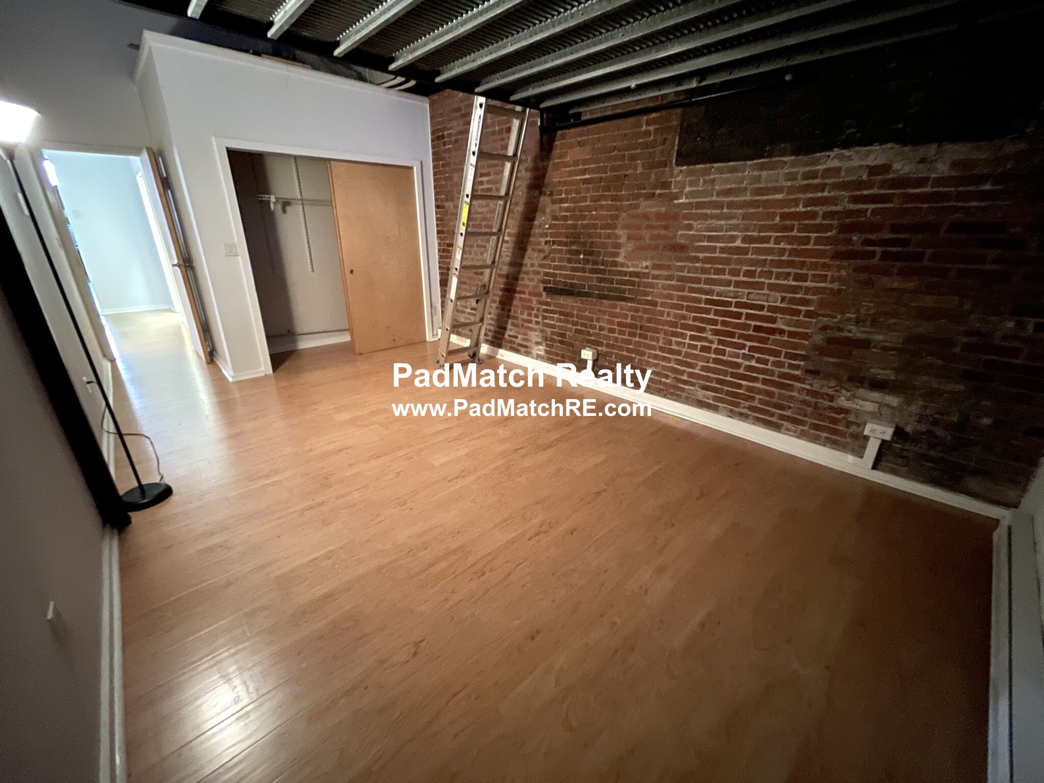 254 Friend St, North End