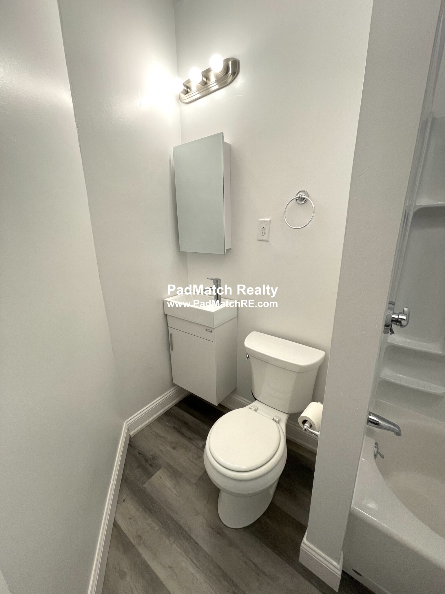 1350 Commonwealth Ave, Allston