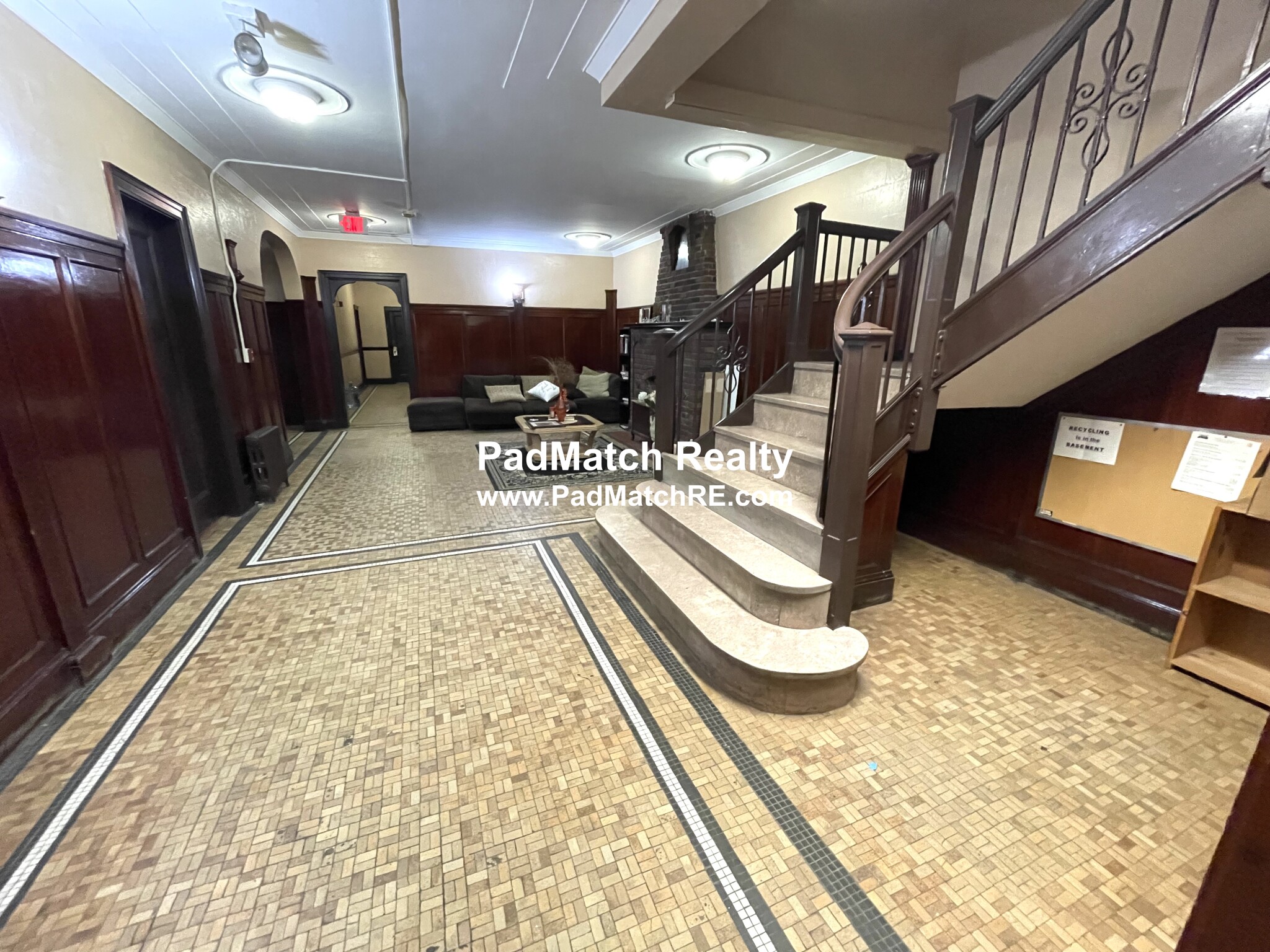 2045 Commonwealth Ave, Brighton