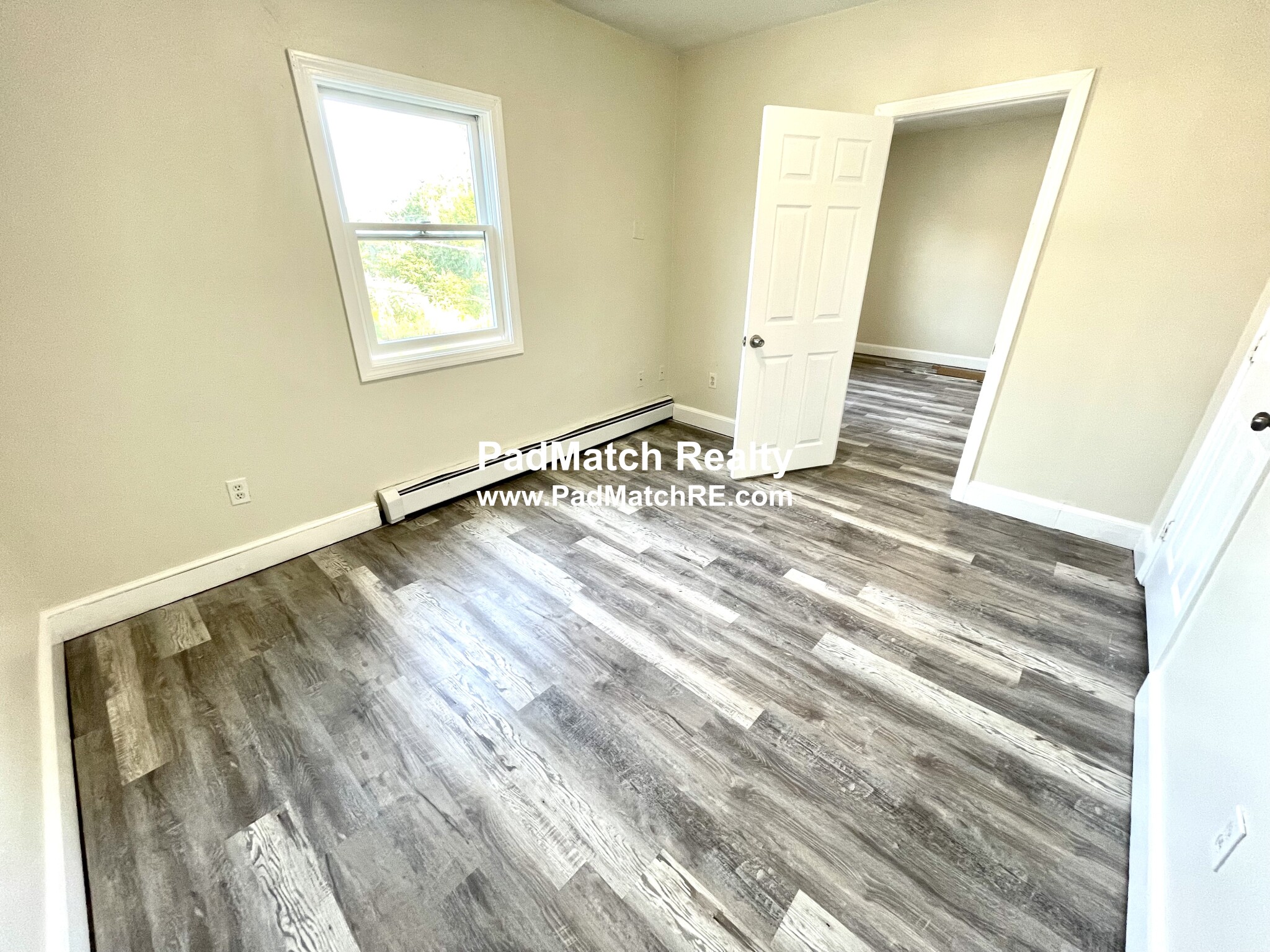 15 Oakes Ave, Southbridge