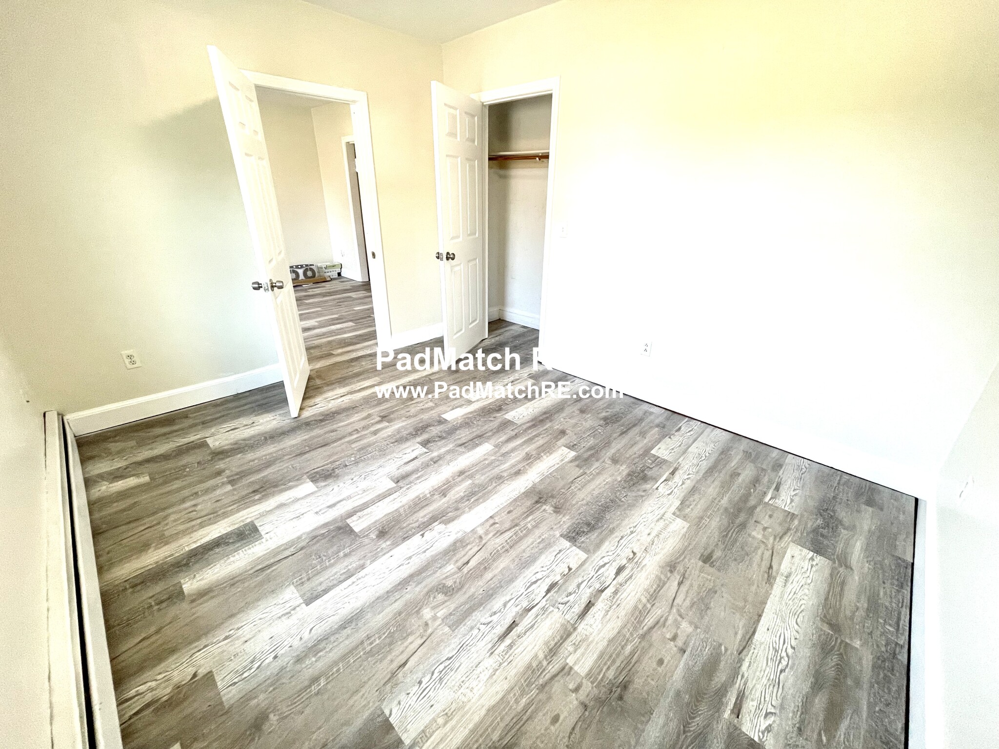 15 Oakes Ave, Southbridge