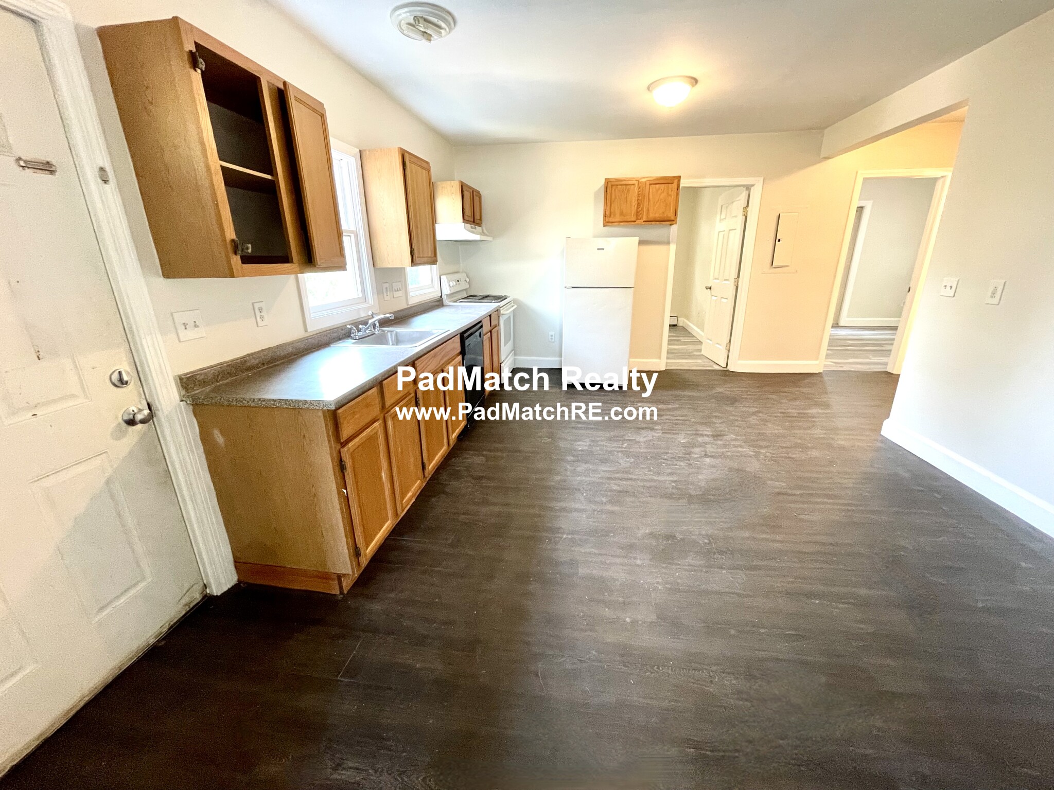 15 Oakes Ave, Southbridge