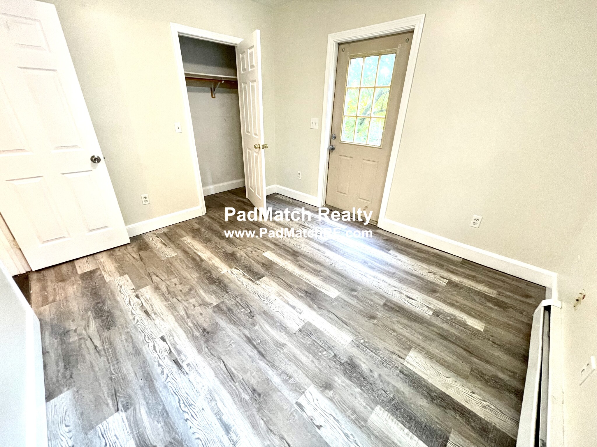 15 Oakes Ave, Southbridge