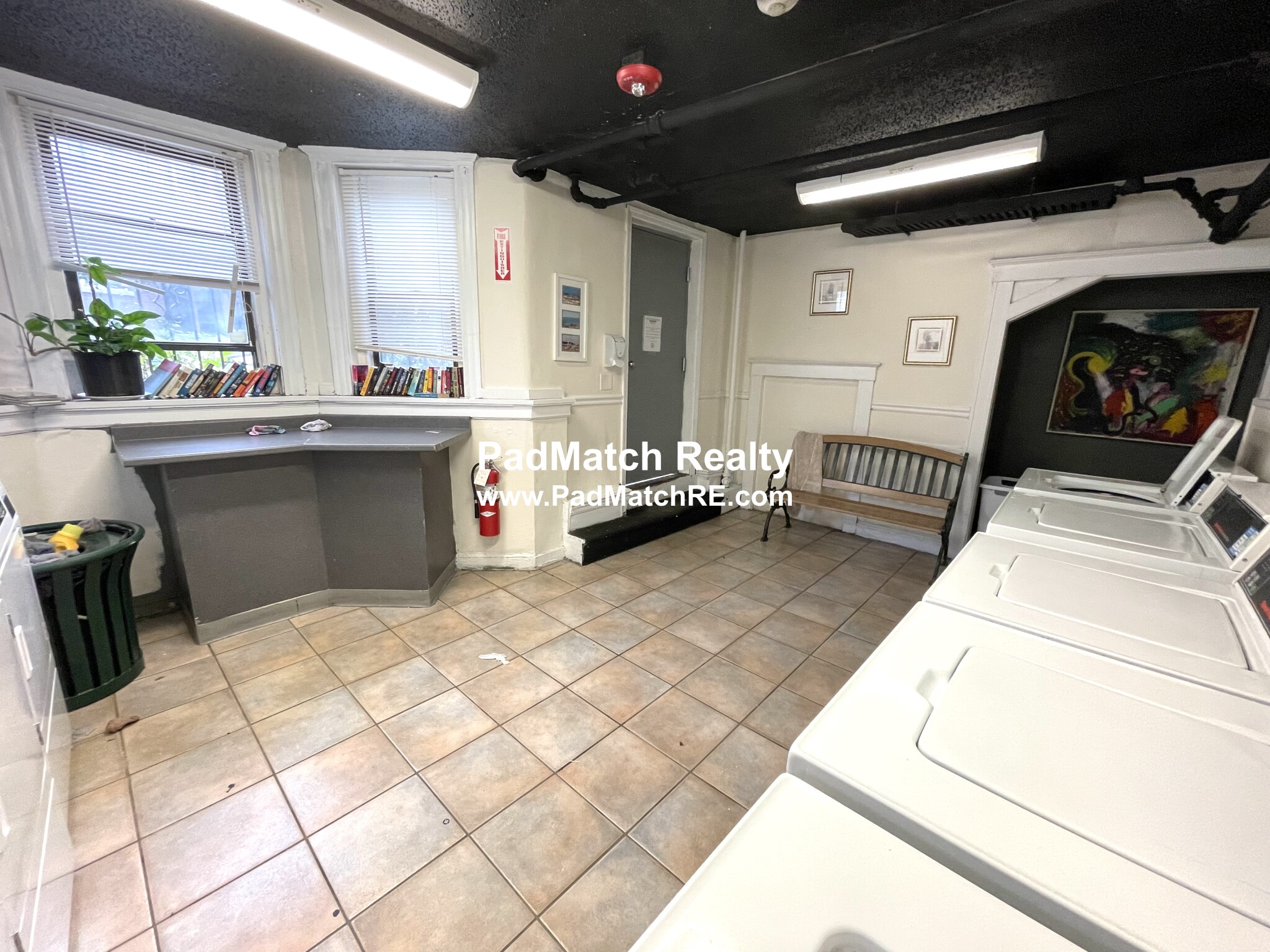 5 Barrows St, Allston