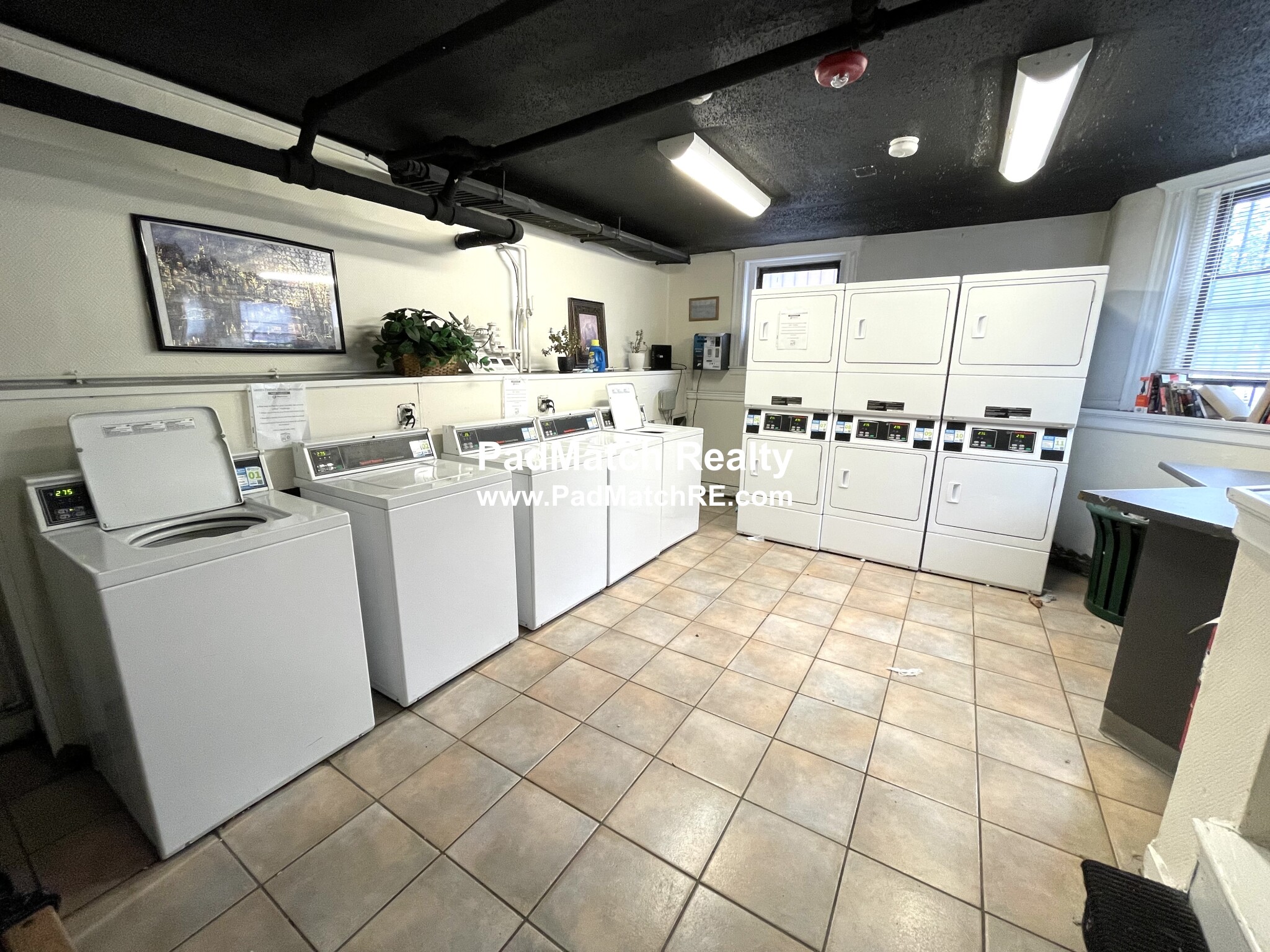 5 Barrows St, Allston