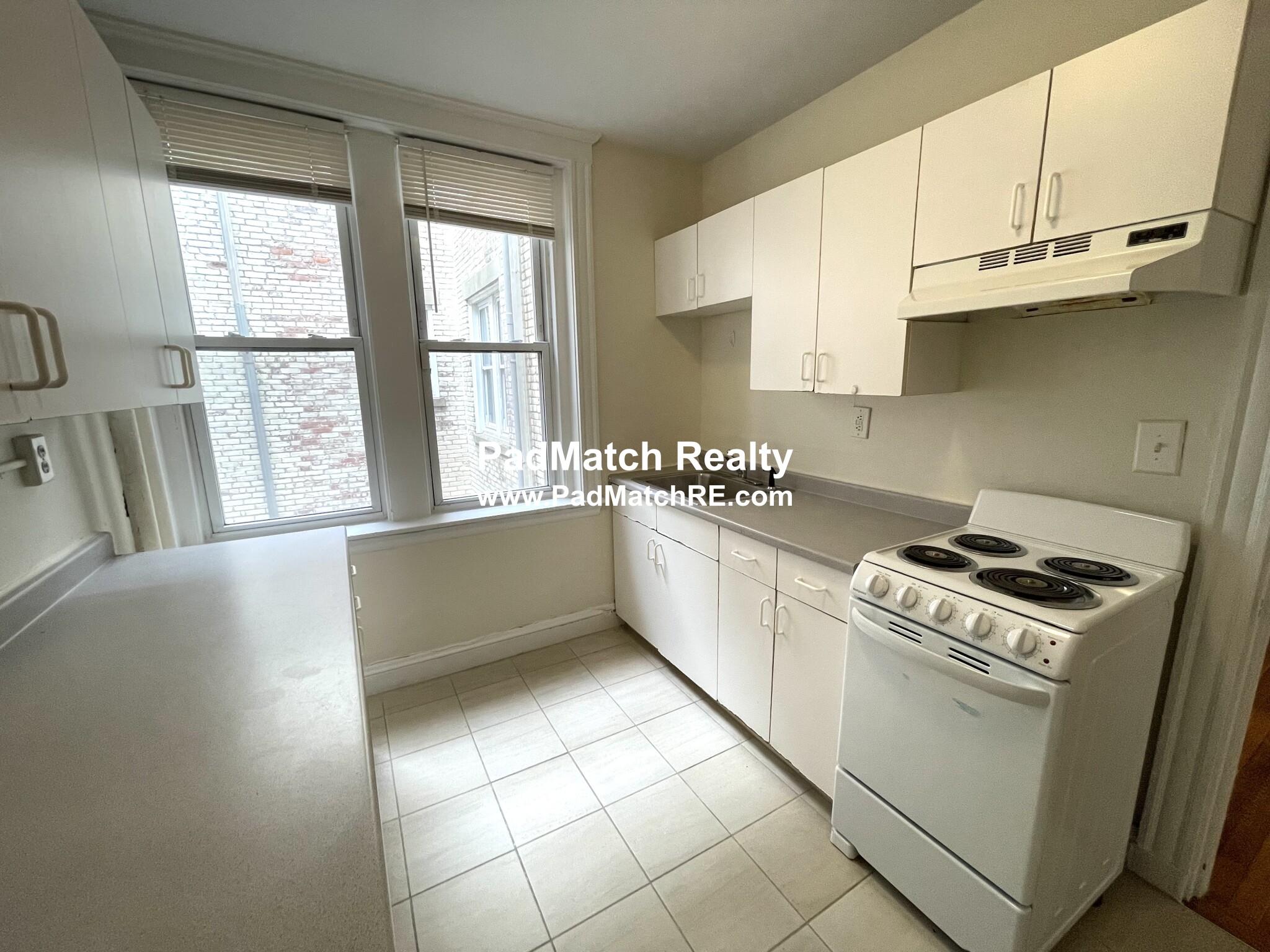 5 Barrows St, Allston