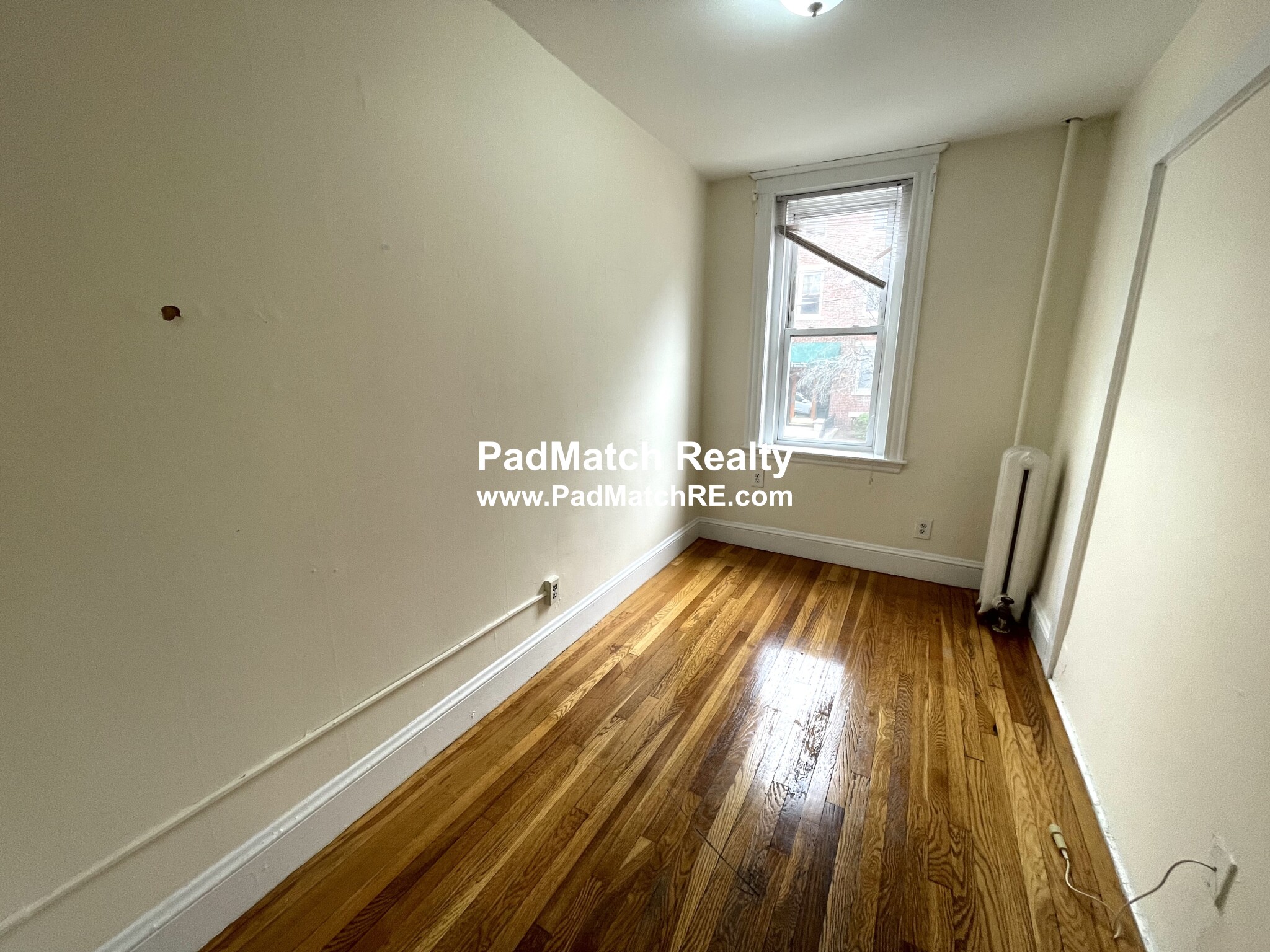 5 Barrows St, Allston