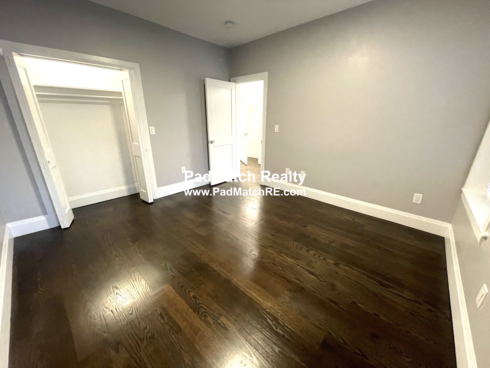 7 Strathmore Rd, Washington Square