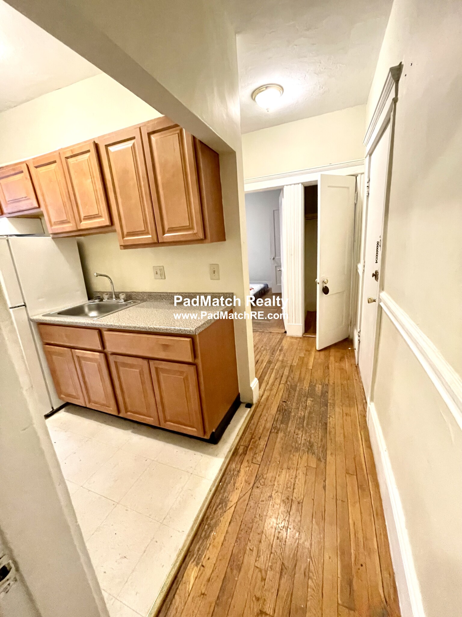 11 Royce Rd, Allston