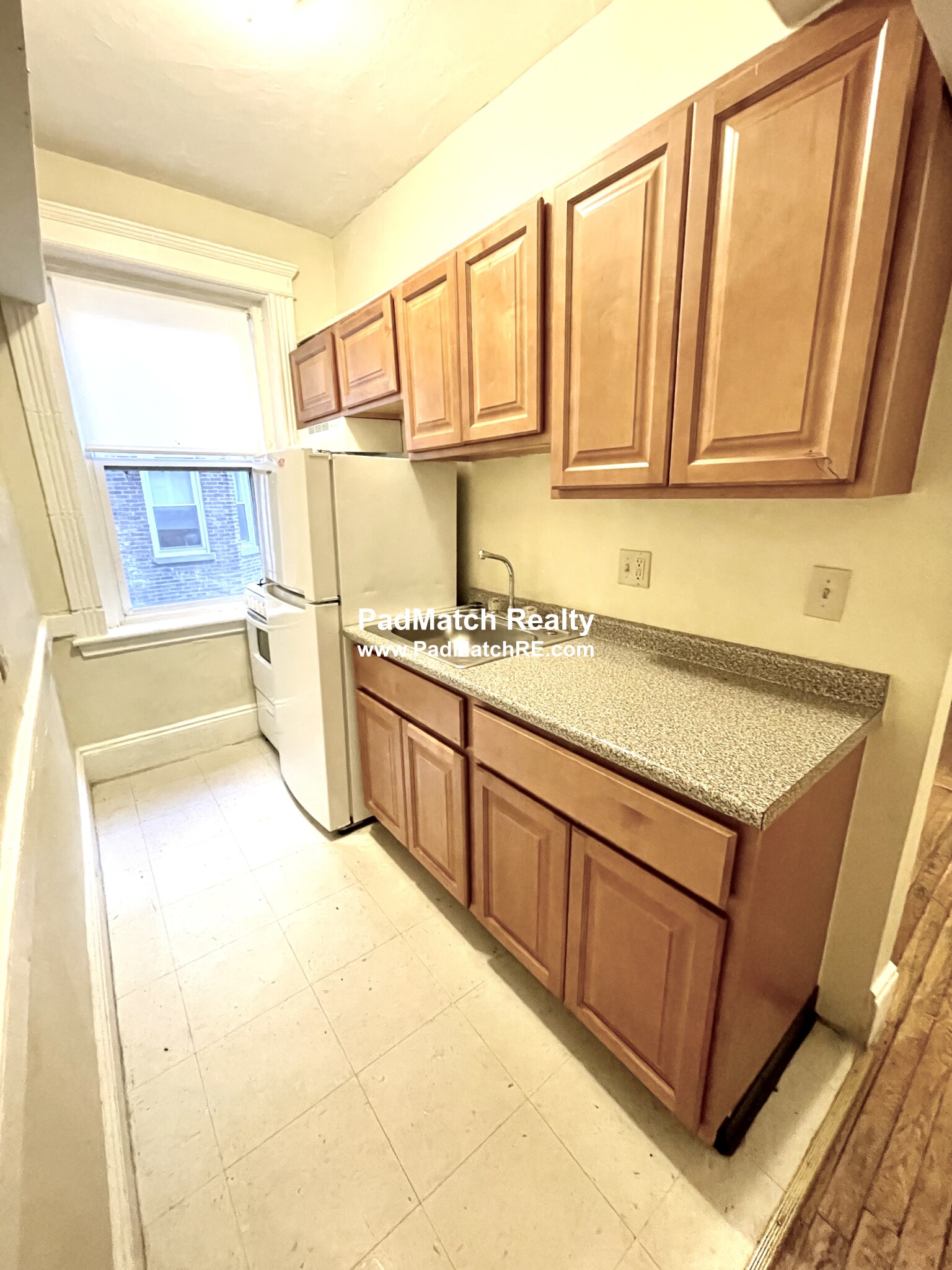 11 Royce Rd, Allston