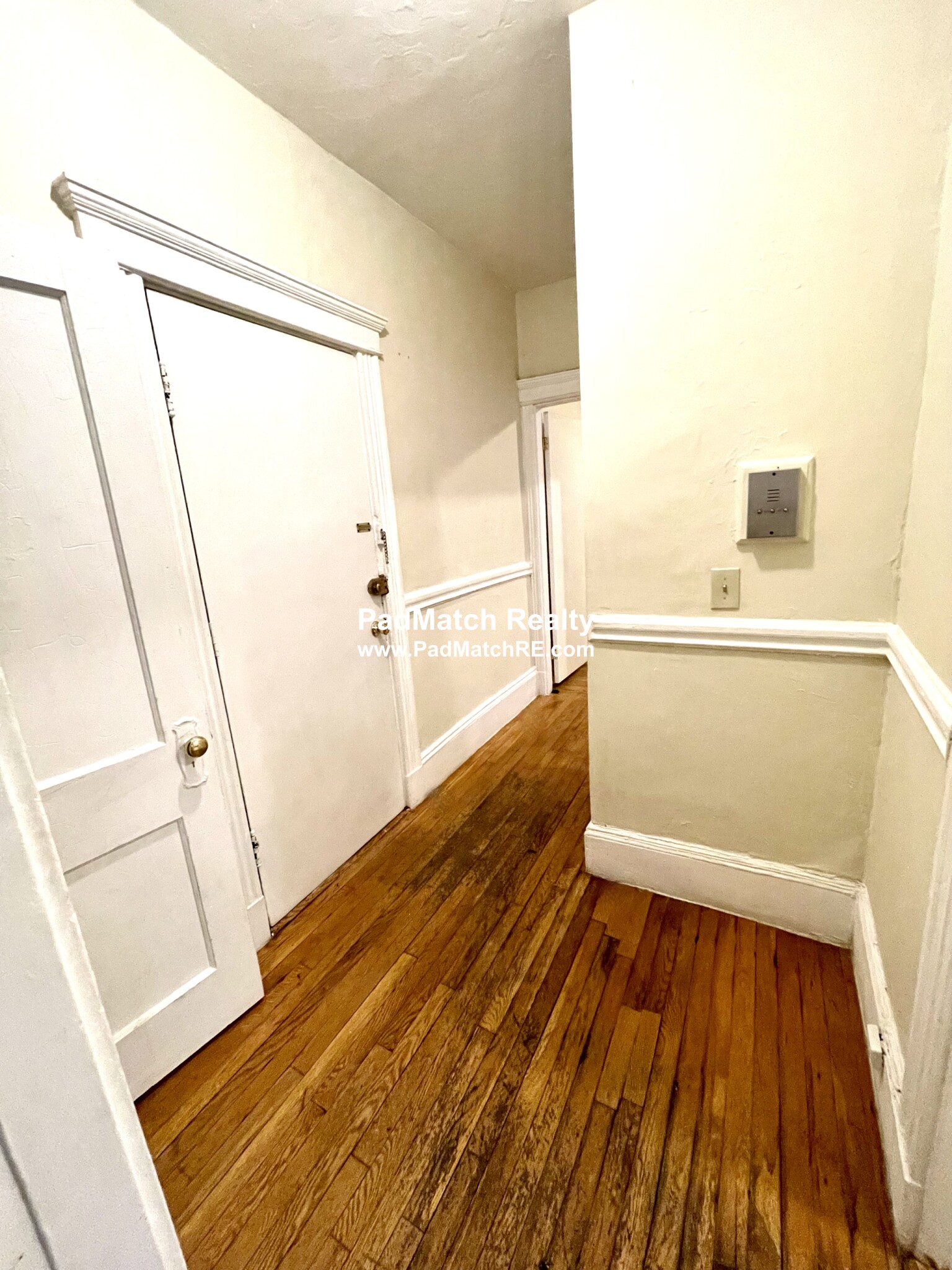 11 Royce Rd, Allston