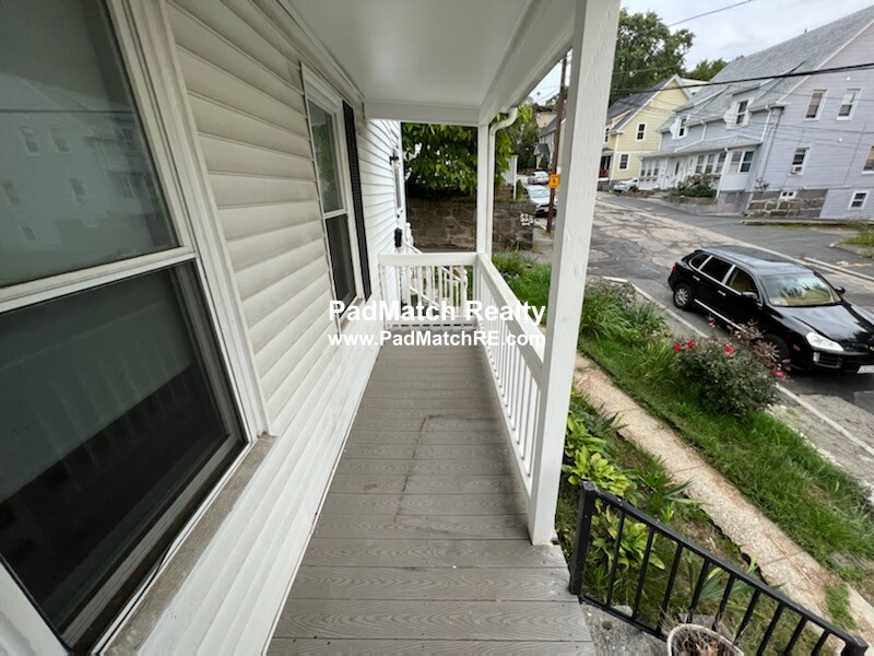 53 Buckley St, Quincy