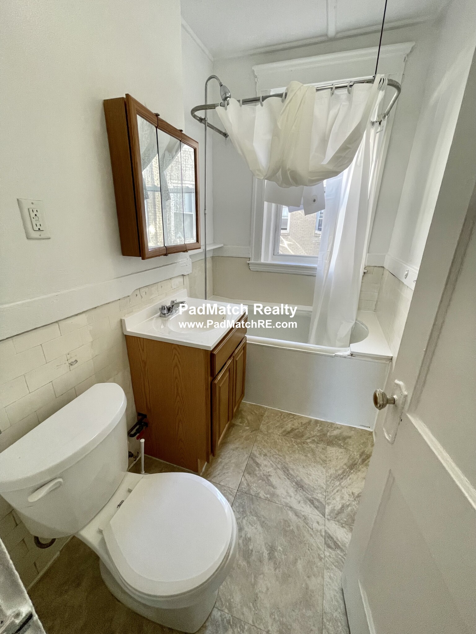 1175 Boylston St, Fenway