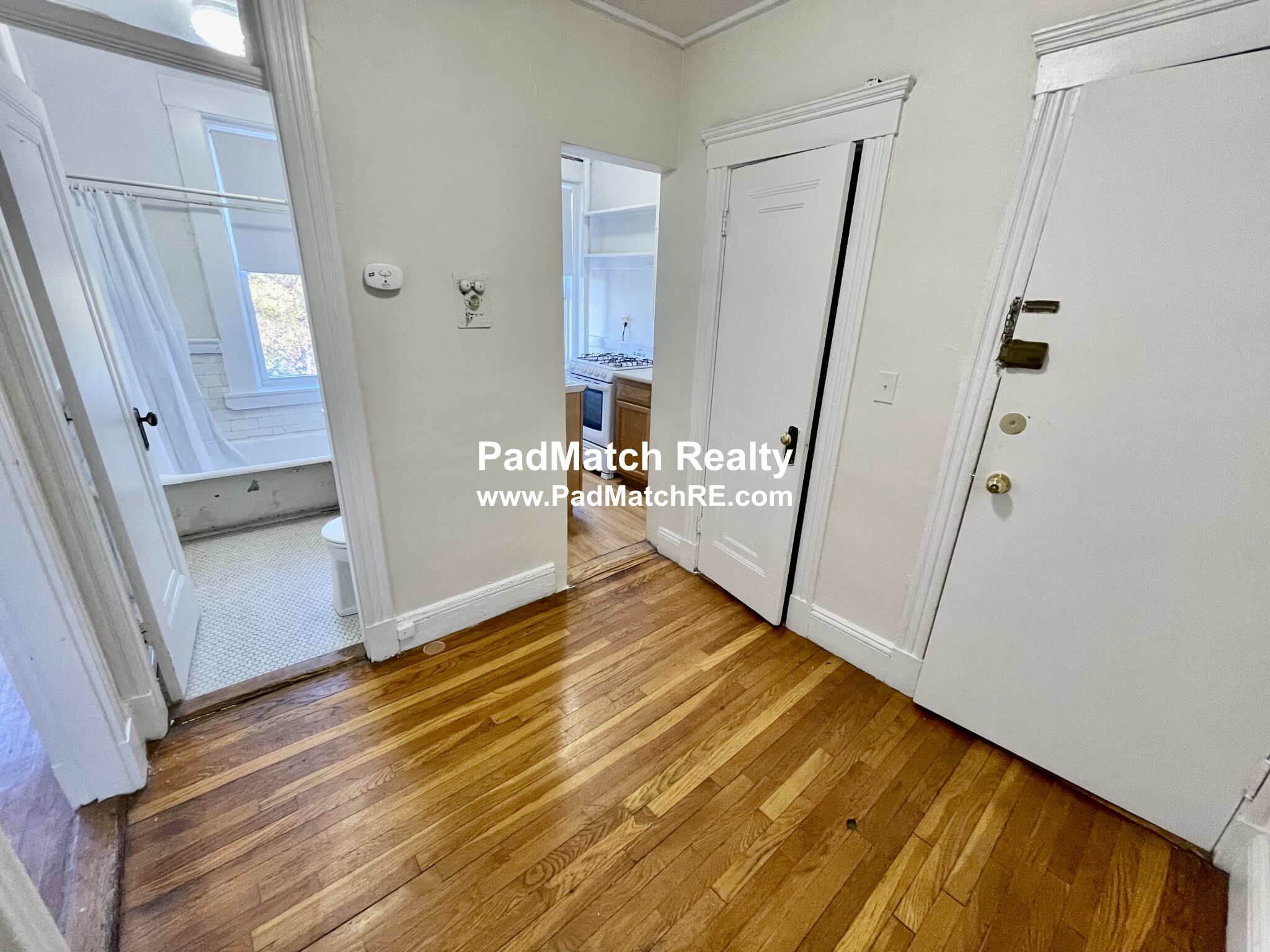 1185 Boylston St, Fenway