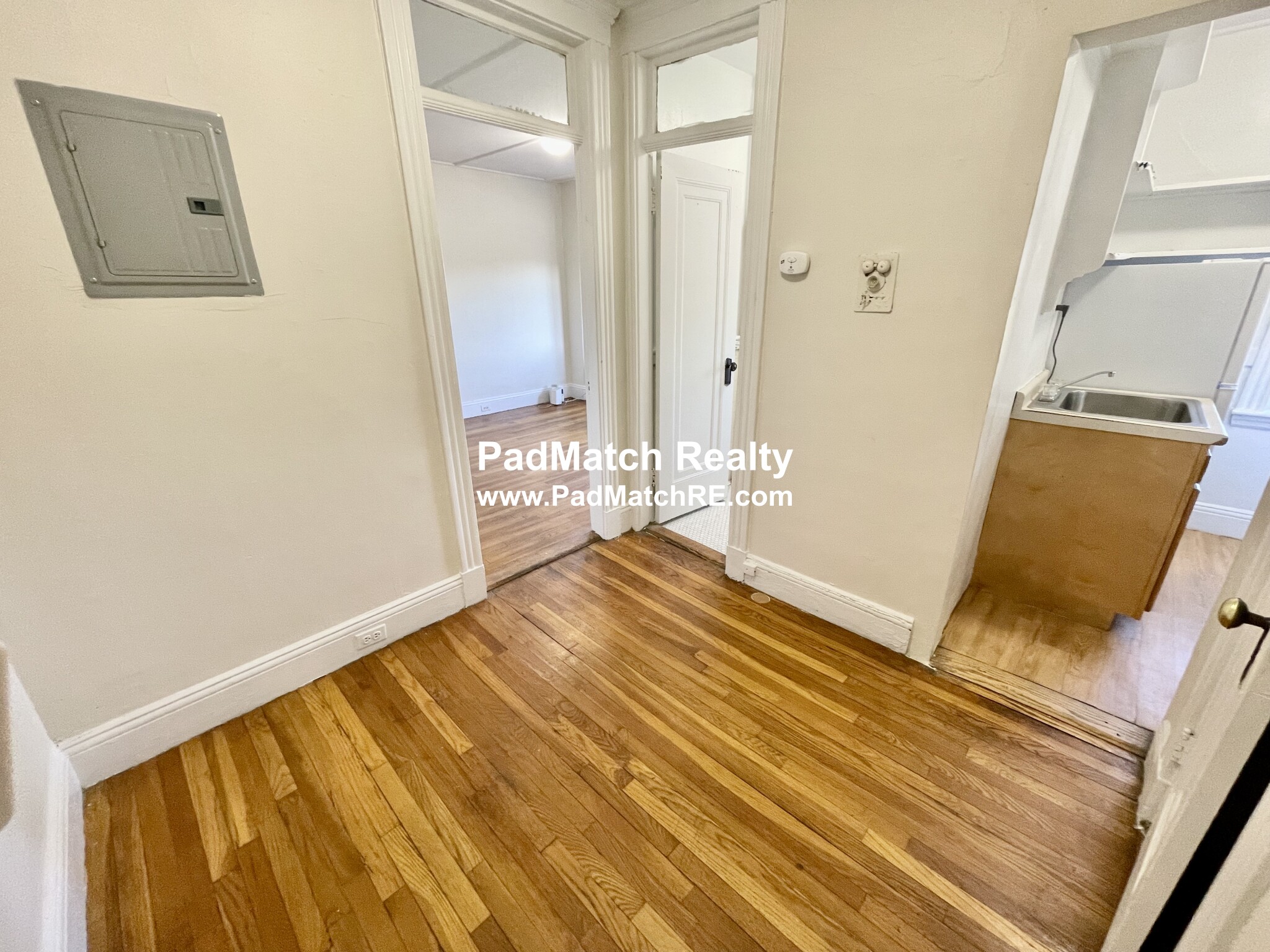 1185 Boylston St, Fenway