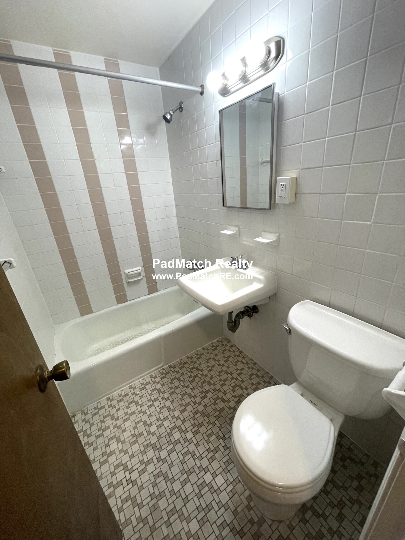 50 Huntington Ave, Mission Hill