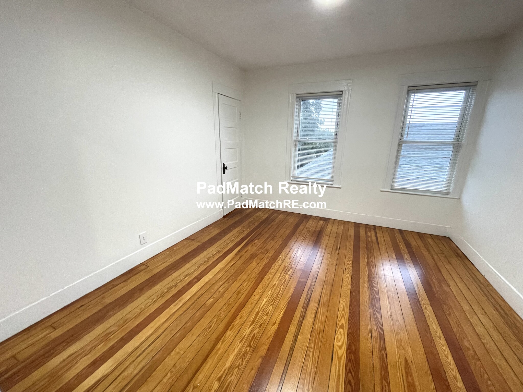 32 Bowen Ave, Medford