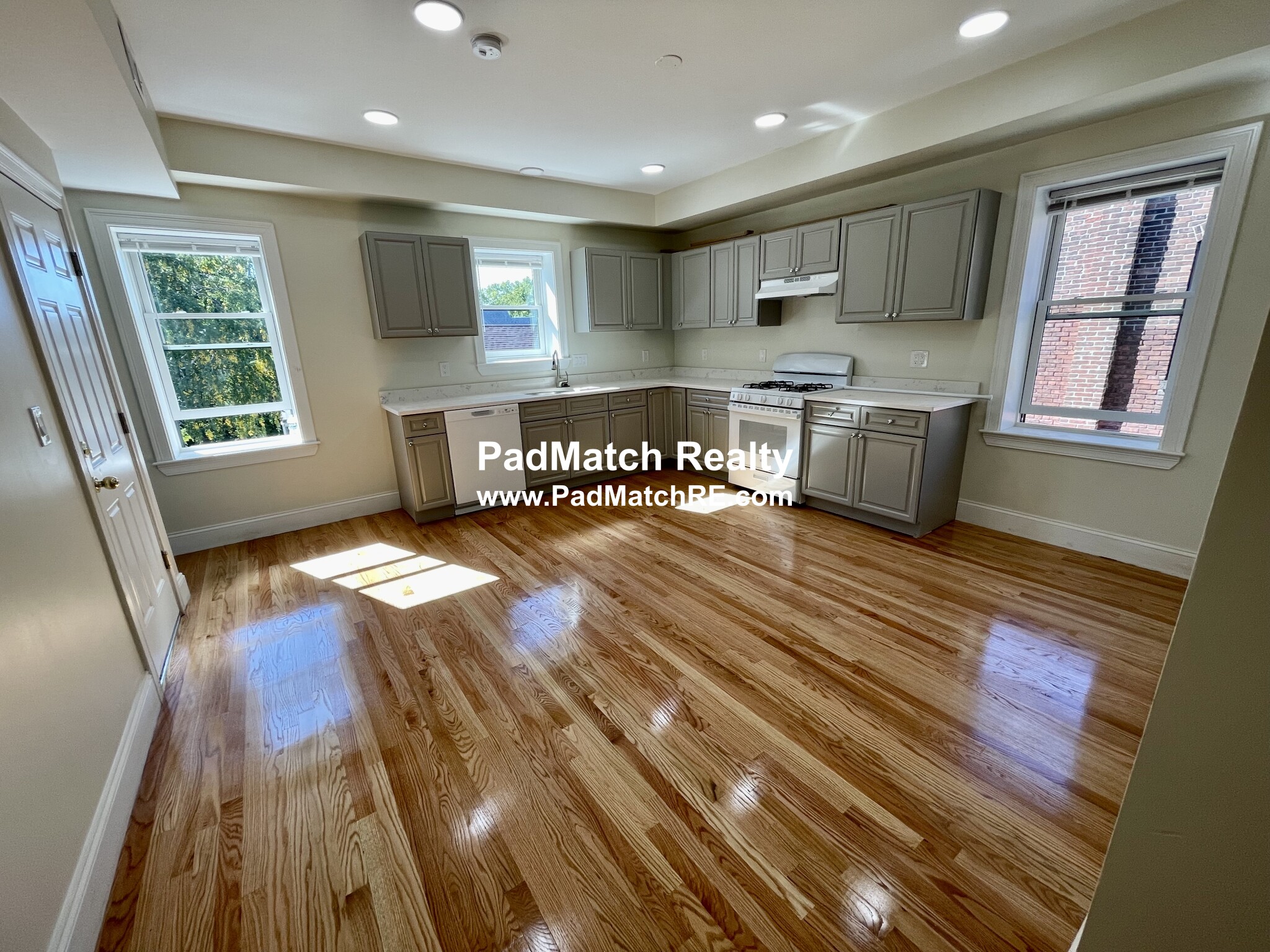 2028 Massachusetts Ave, Porter Square