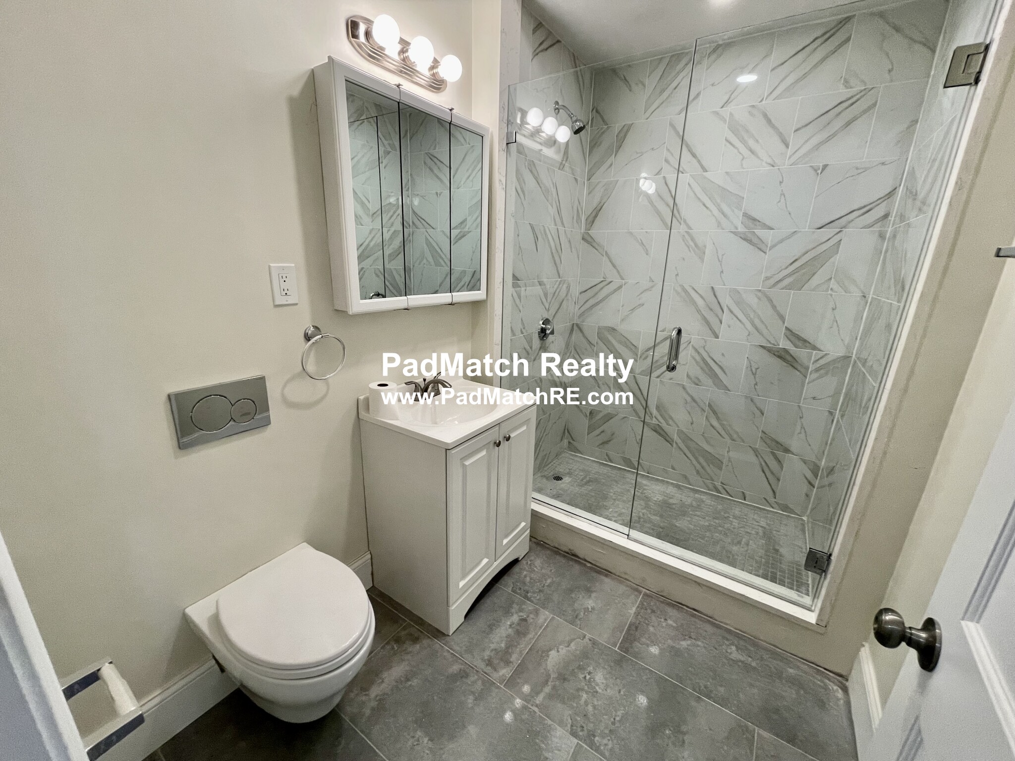 2028 Massachusetts Ave, Porter Square