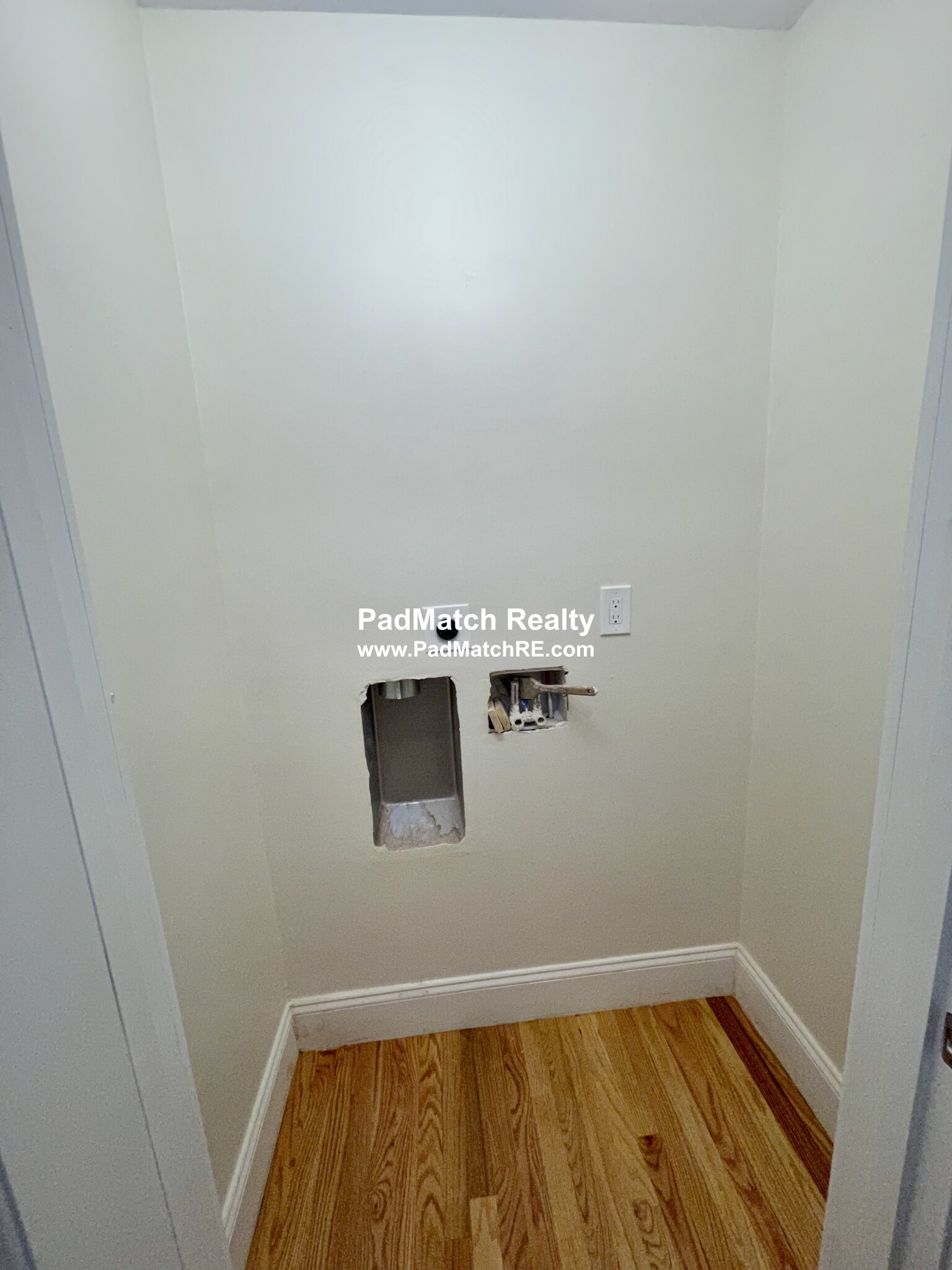 2028 Massachusetts Ave, Porter Square