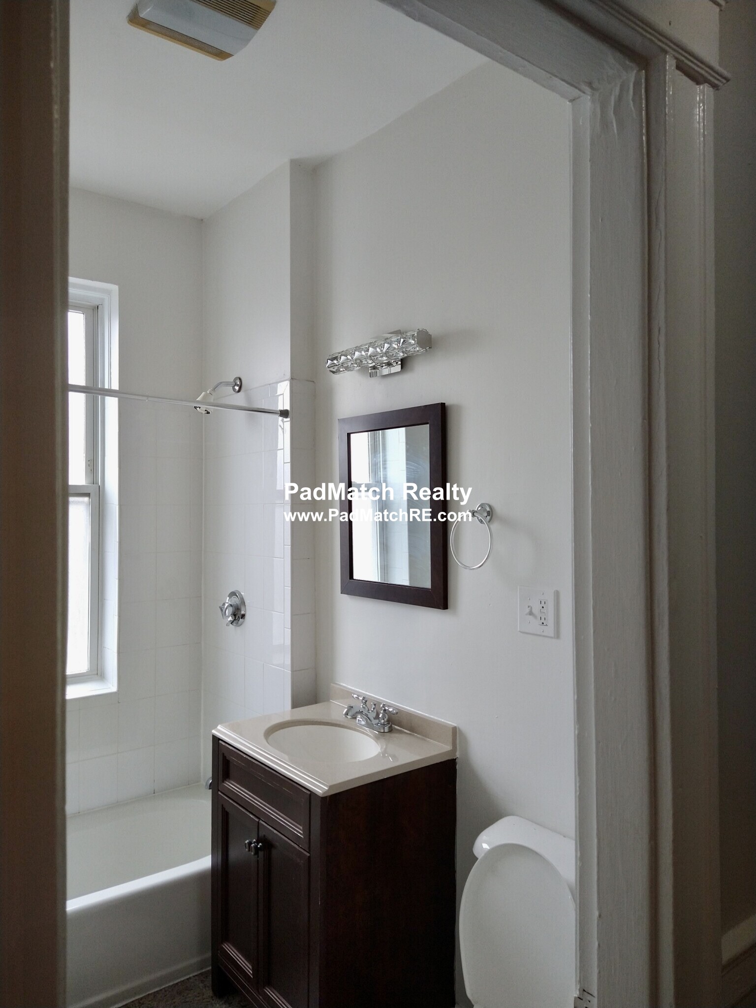 1193 Commonwealth Ave, Allston