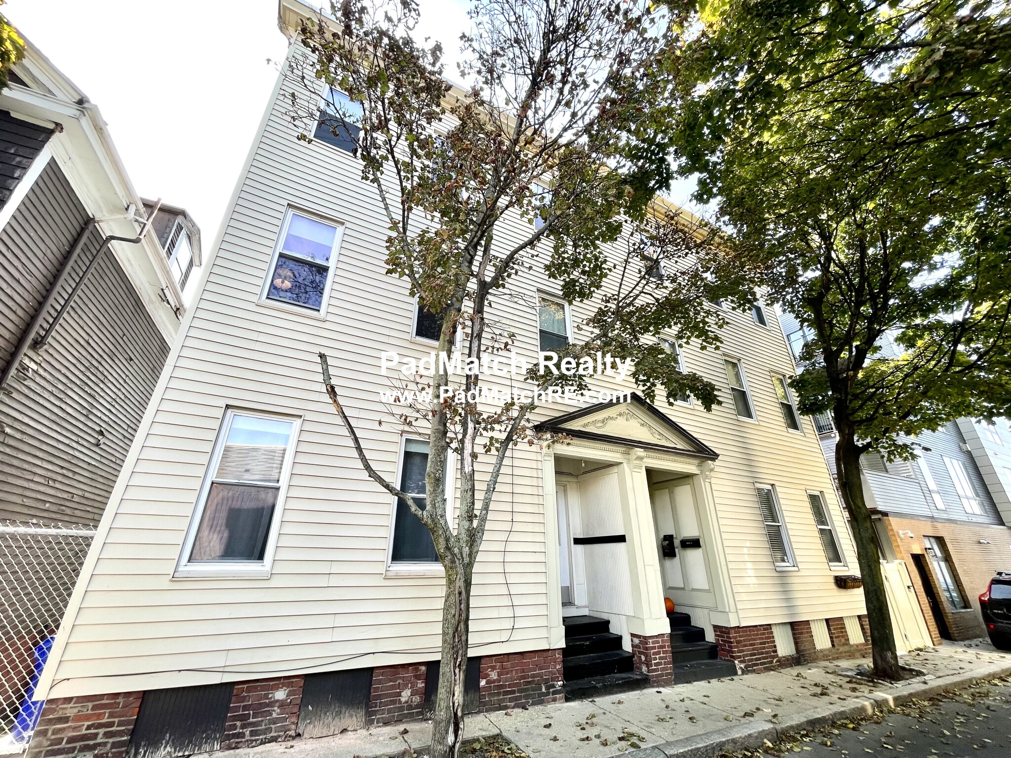 66 Middle St, South Boston