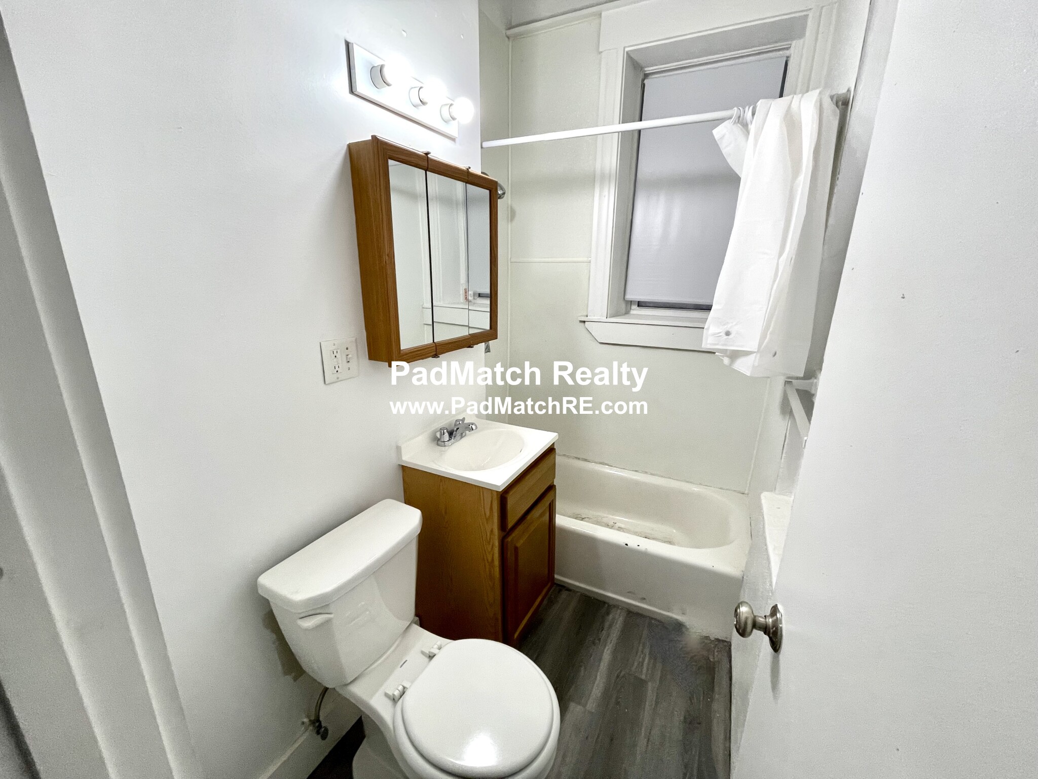 1179 Boylston St, Fenway