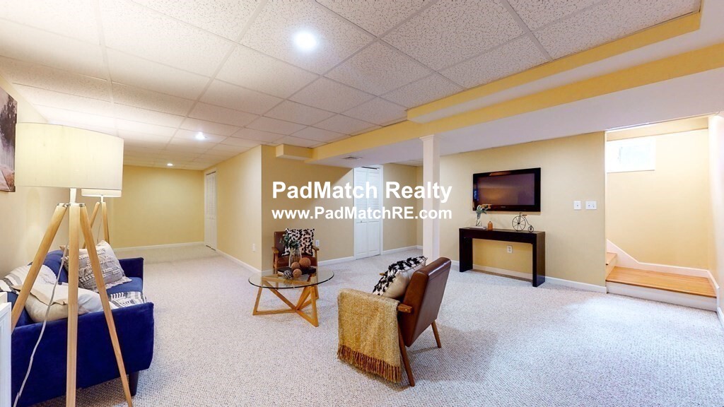 161 Pearl St, Newton