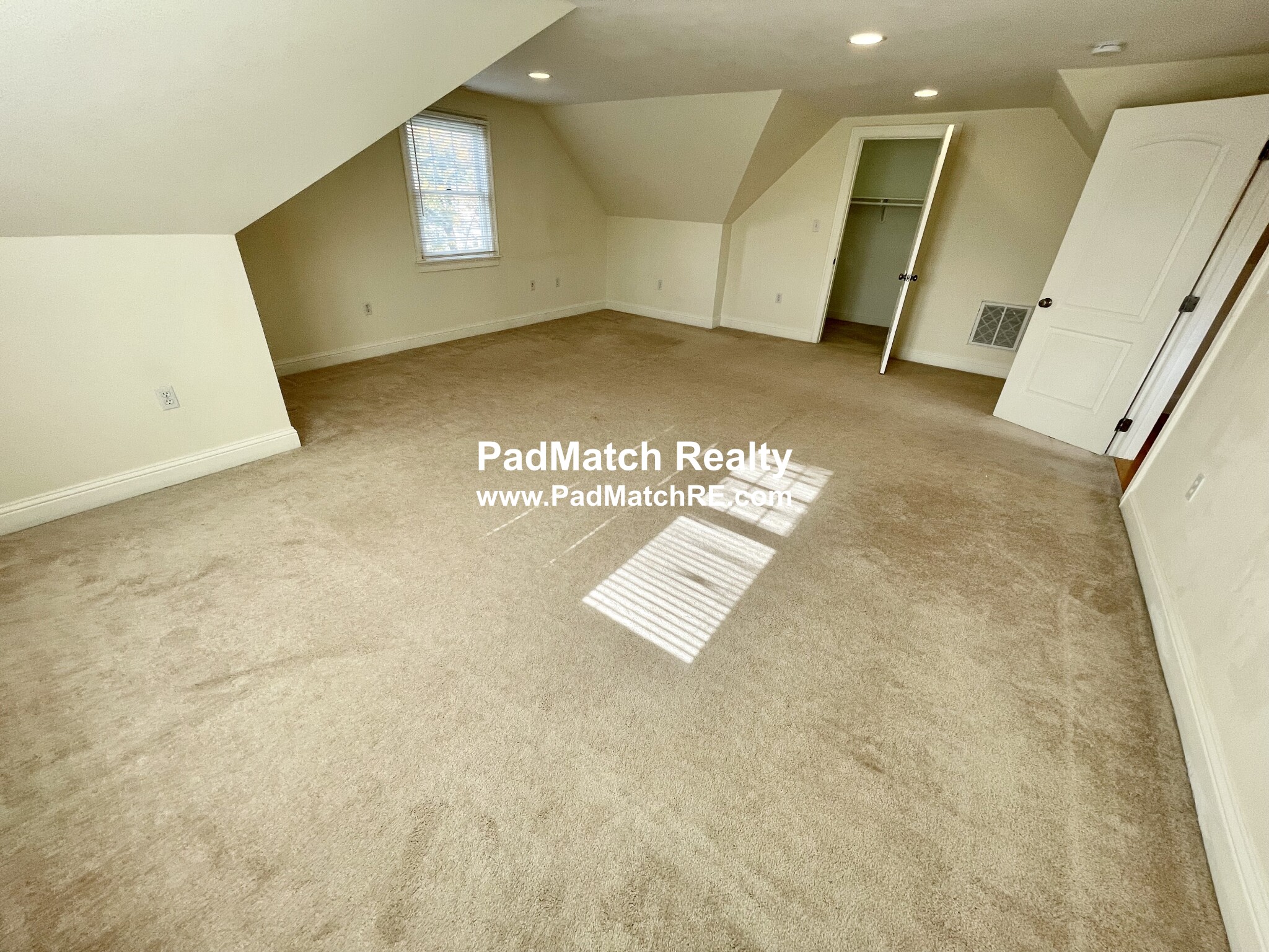 161 Pearl St, Newton