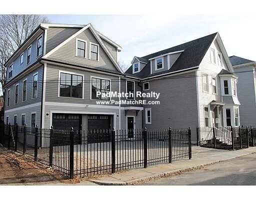 7 Greenley Pl, Jamaica Plain