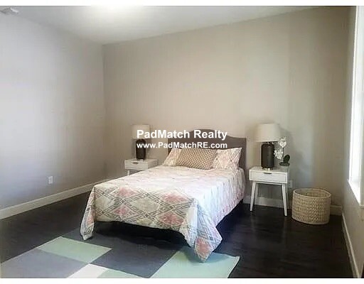 7 Greenley Pl, Jamaica Plain