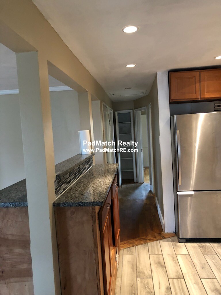 35 Grew Hill Rd, Roslindale