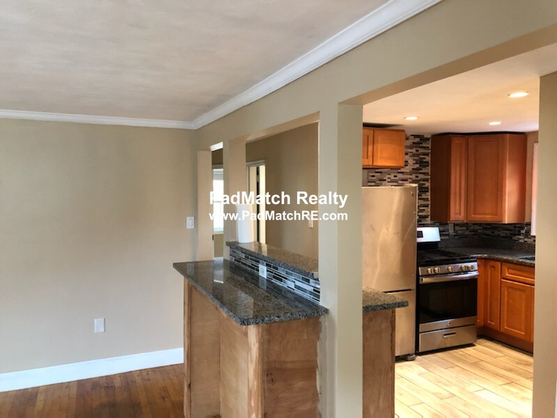 35 Grew Hill Rd, Roslindale