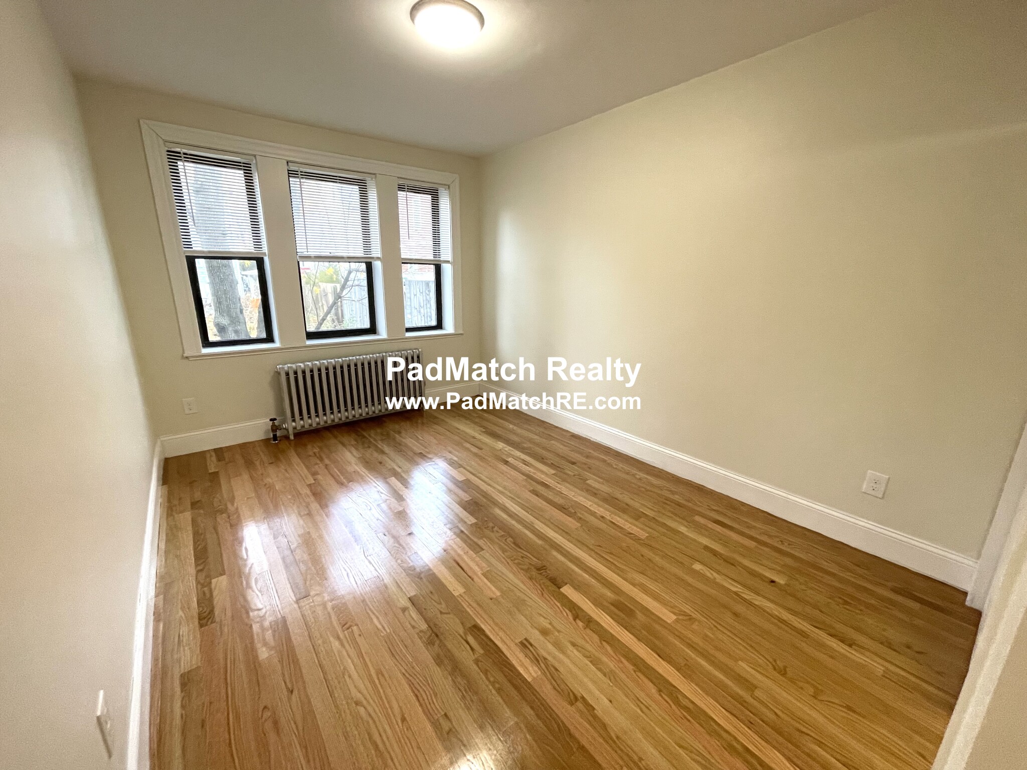 53 Fellsway W, Medford