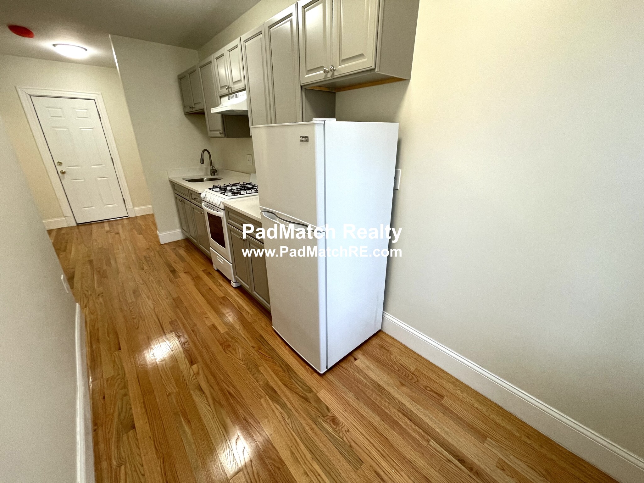 53 Fellsway W, Medford