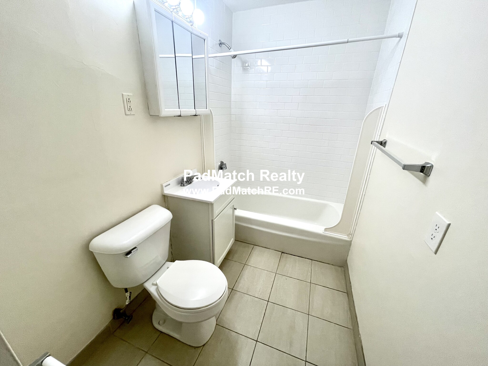 75 Gardner St, Allston