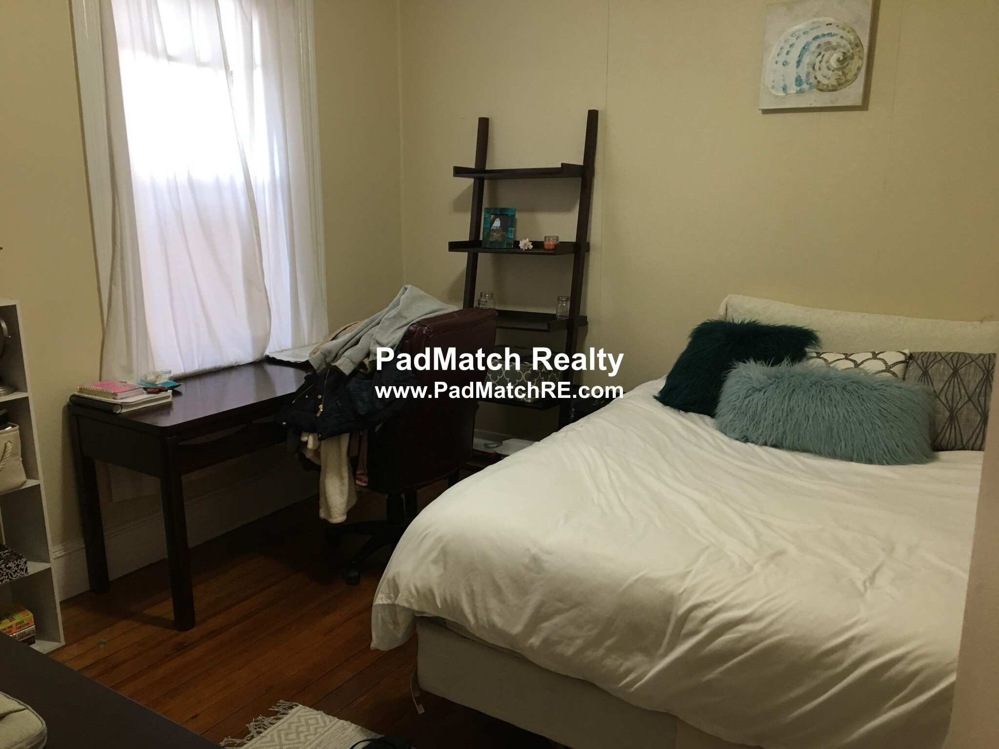 69 South Huntington Ave, Jamaica Hills