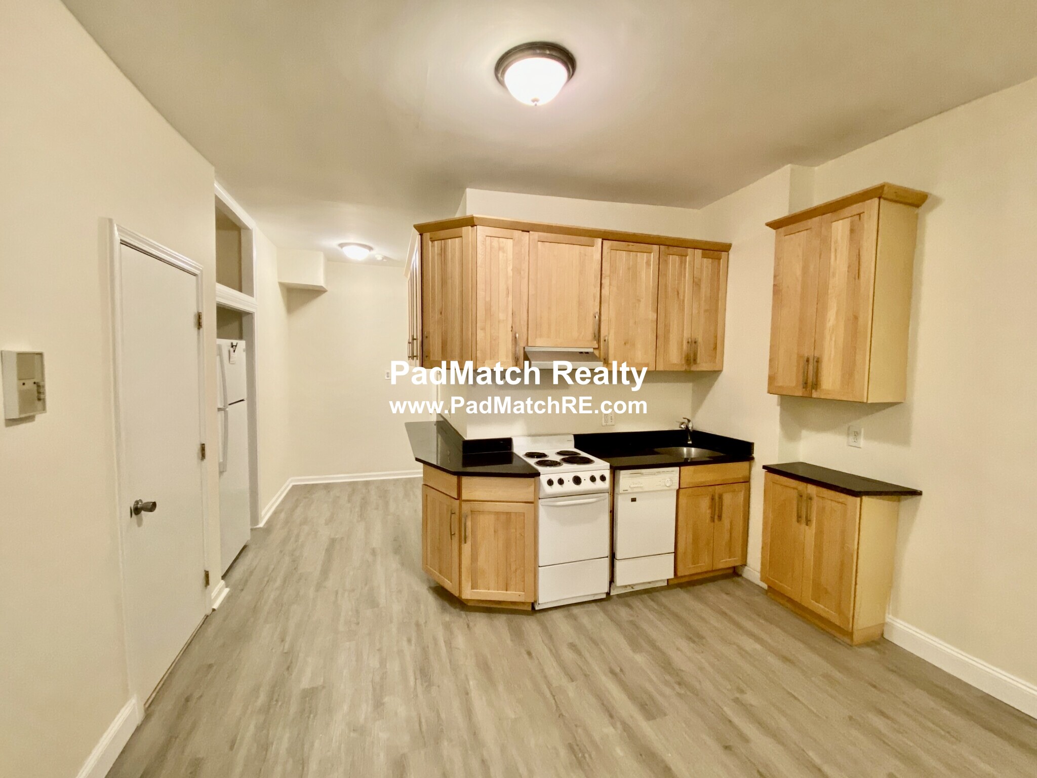 19 Aberdeen St, Fenway