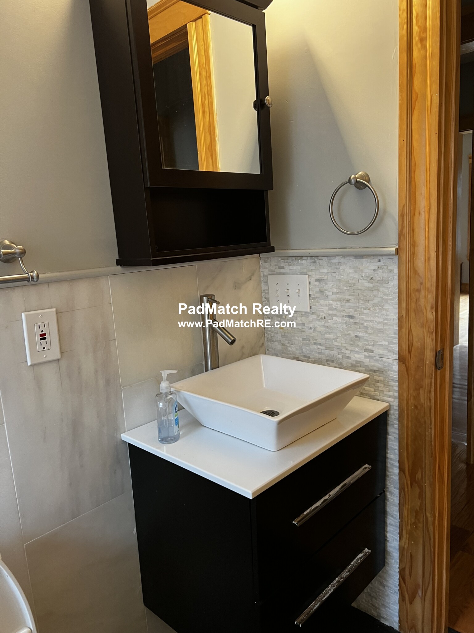 152 Winchester, Washington Square