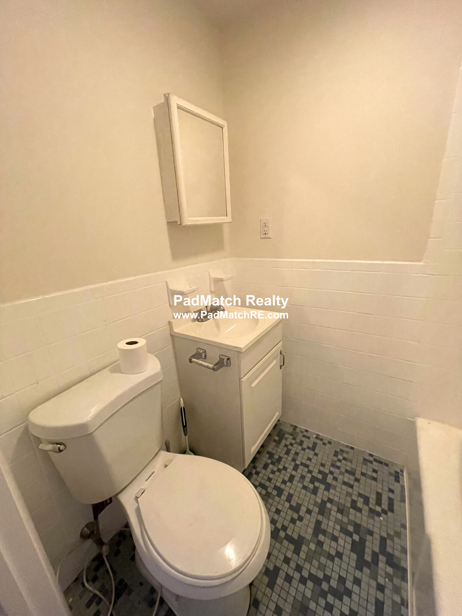 49 Huntington Ave, Mission Hill