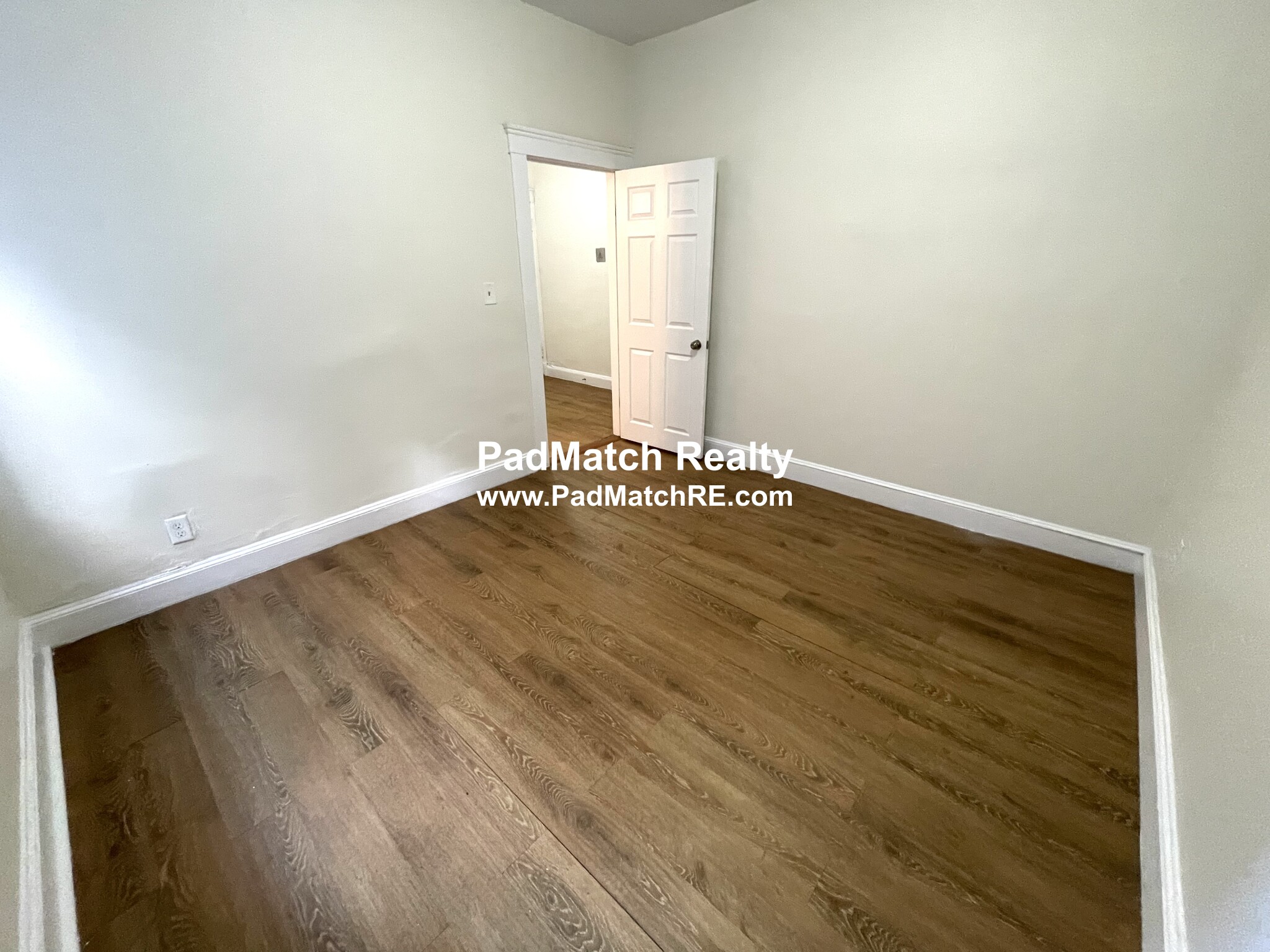 1191 Boylston St, Fenway